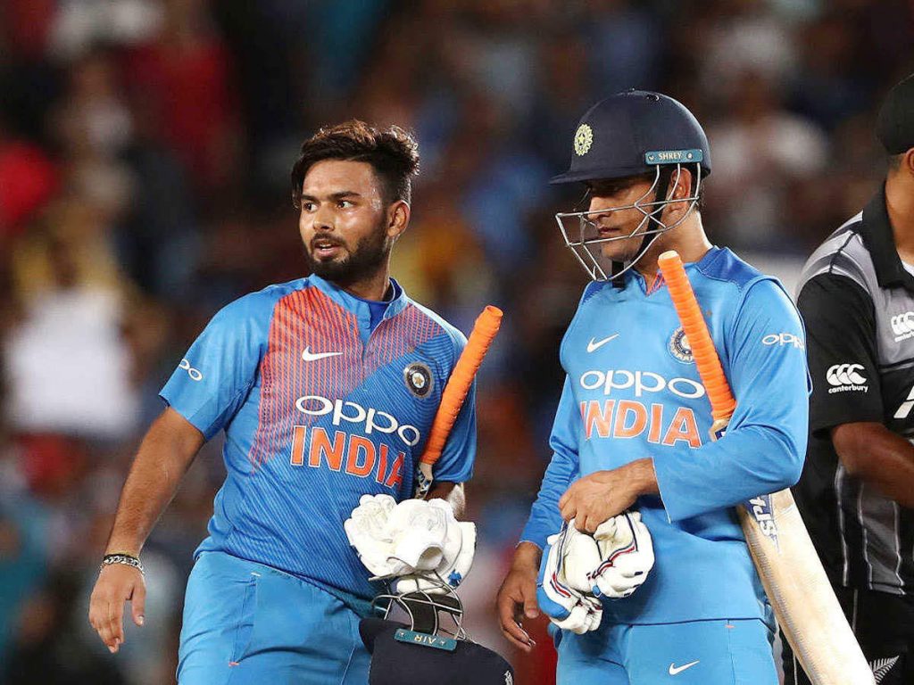 Rishabh Pant, MS Dhoni