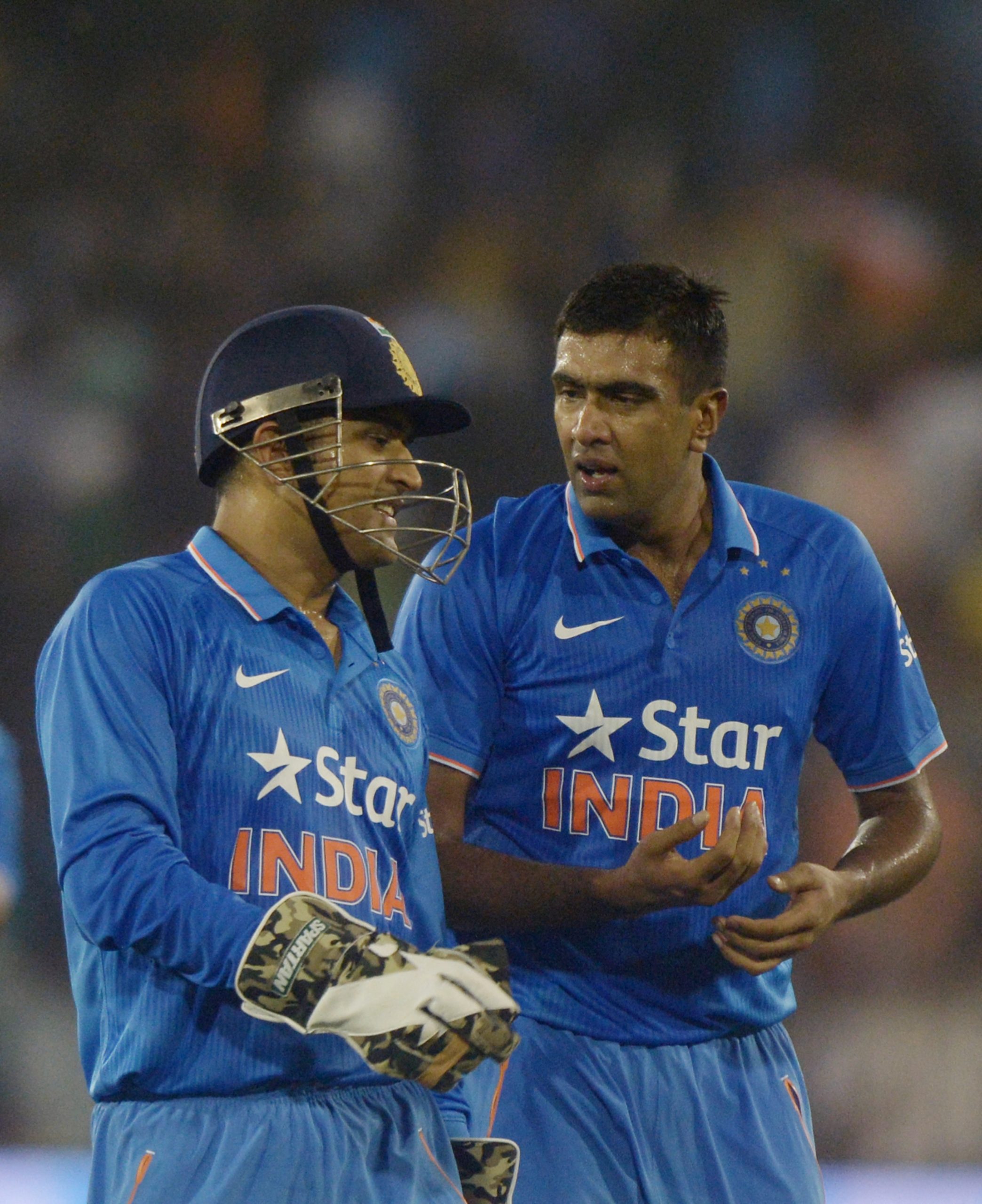 3 Players Who Got Unconditional Support From MS Dhoni