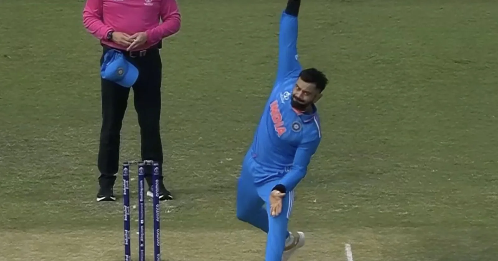 An Unique Record Held By Virat Kohli While Bowling