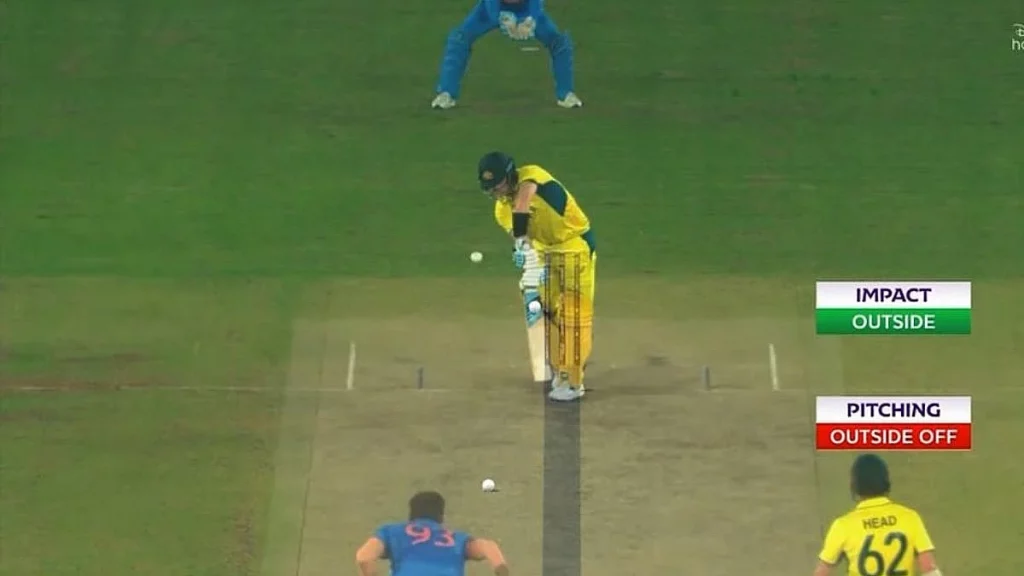 [Watch] Steve Smith Gets Out Without Taking DRS And Virat Kohli Celebrates