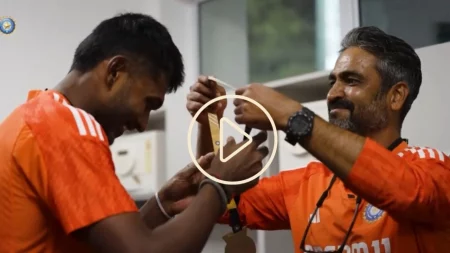Video: KL Rahul Makes A Selfless Act By Handing His Impact Fielder Medal To Sai Sudharsan