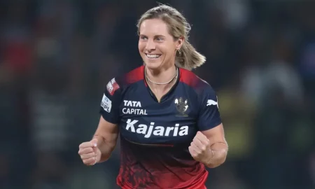 [Watch] RCB's Sophie Molineux Turns WPL Final With 3 Wickets In One Over