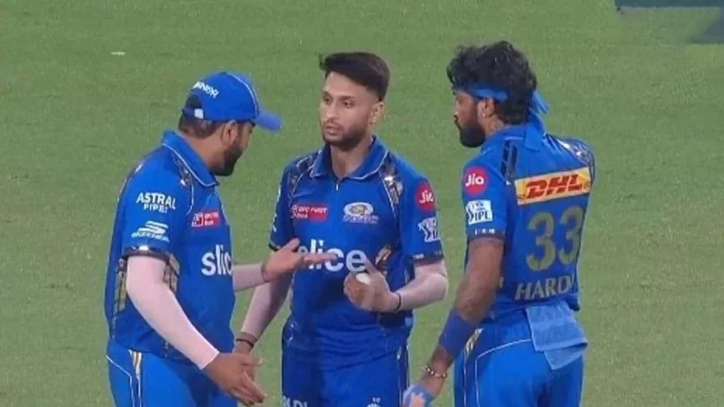 VIDEO - Aakash Madhwa Ignored Hardik Pandya And Treated Rohit Sharma As Captain