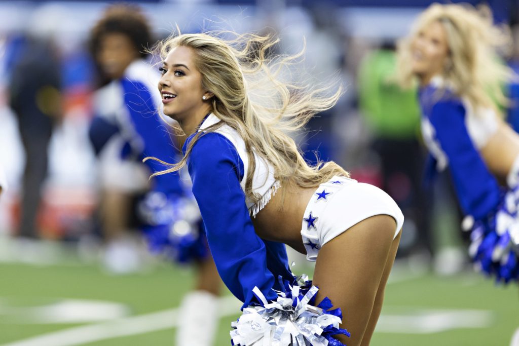 nfl cheerleader